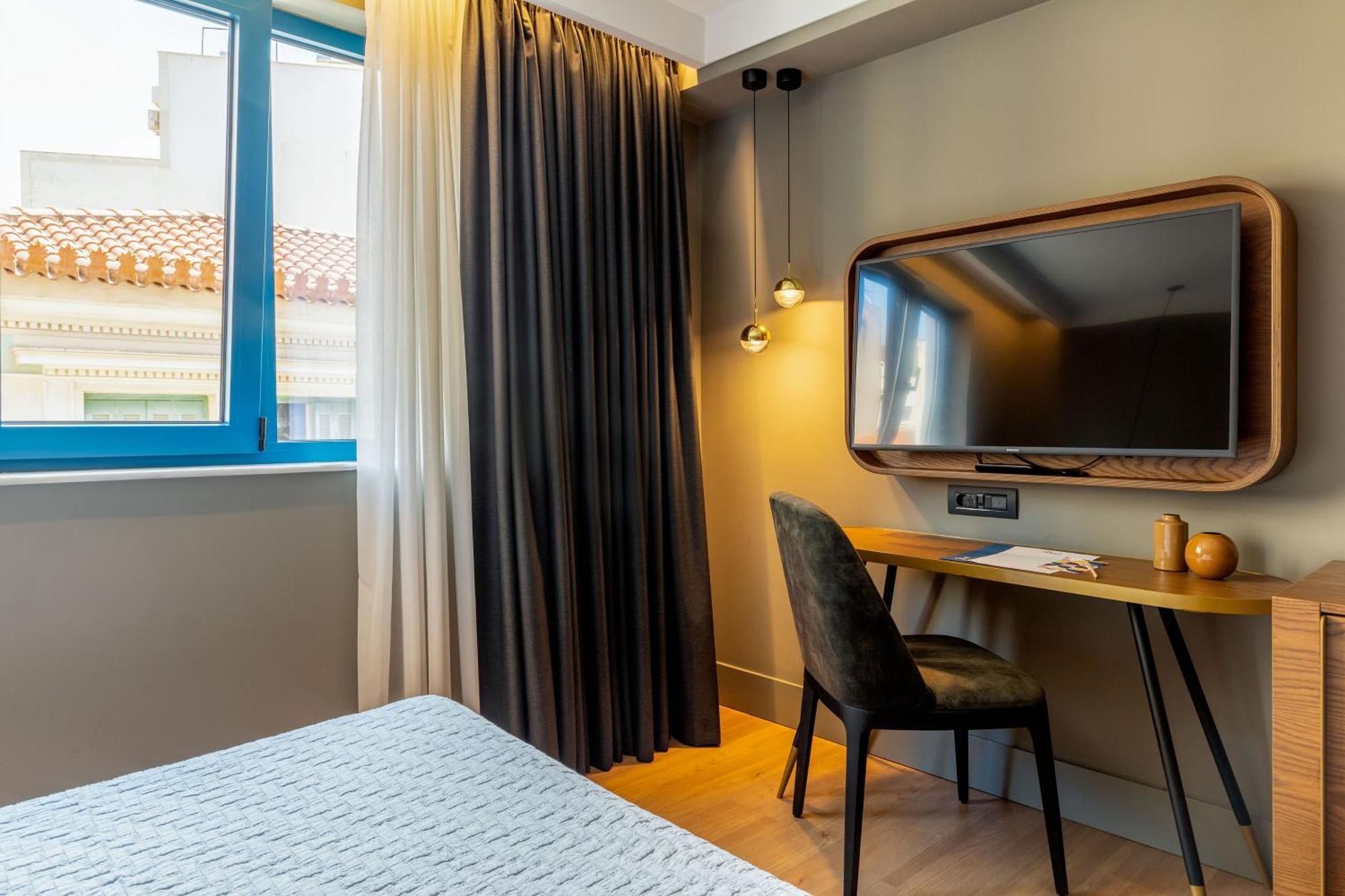 Hotel Bob W Eolou Atény Exteriér fotografie