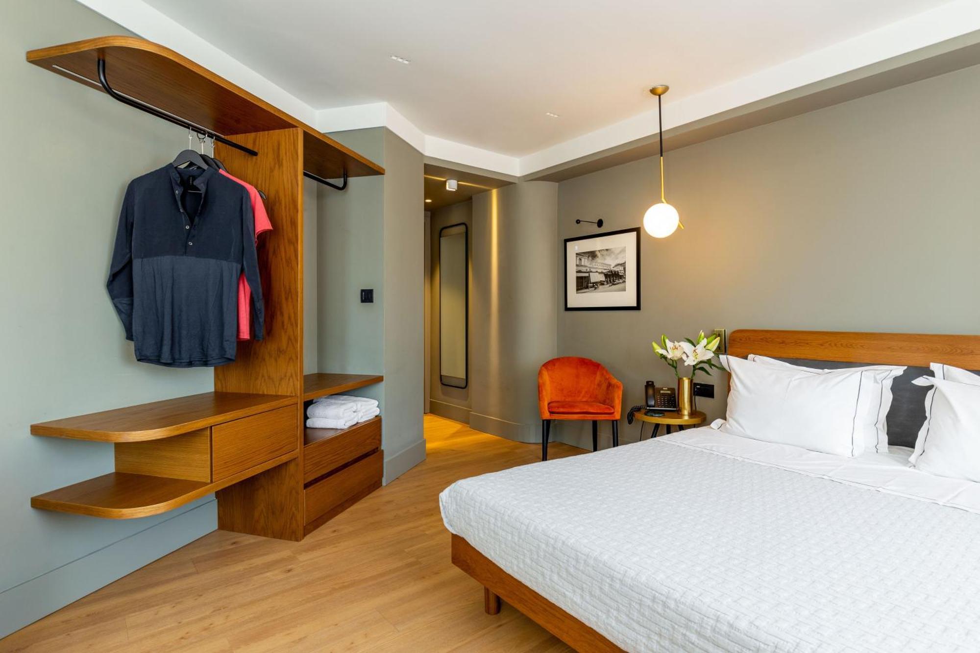 Hotel Bob W Eolou Atény Exteriér fotografie
