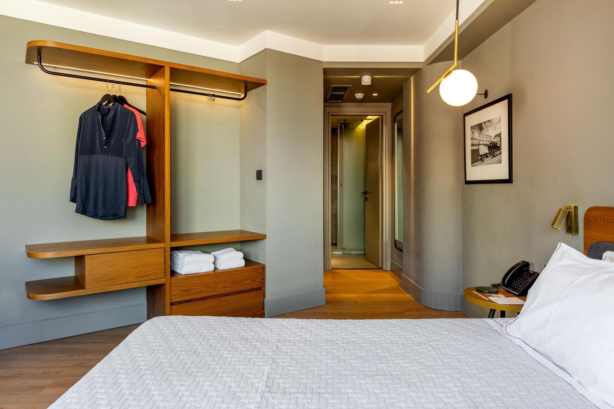 Hotel Bob W Eolou Atény Exteriér fotografie